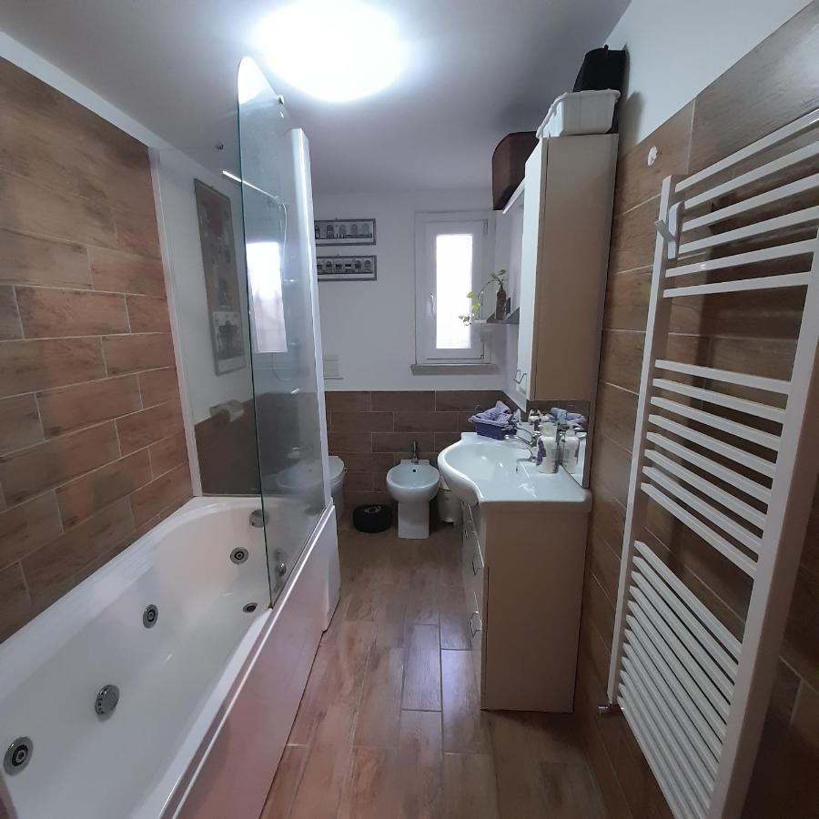 Il Glicine Hotel Сутри Екстериор снимка