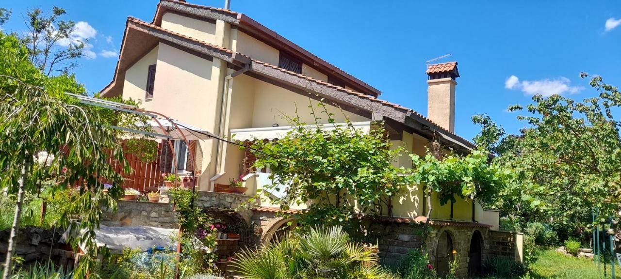 Il Glicine Hotel Сутри Екстериор снимка